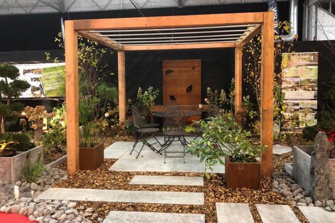 Pergola de jardin IKEBANA. Arche de jardin en bois traité et teinté